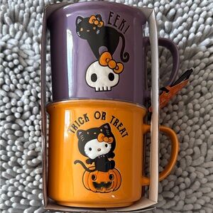 Collectable Halloween Hello Kitty Mugs Set